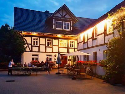 Bild 2 aus  Hubertushof, der Bilderbuchbauernhof