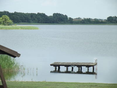 Penzliner See ca. 1 km entfernt