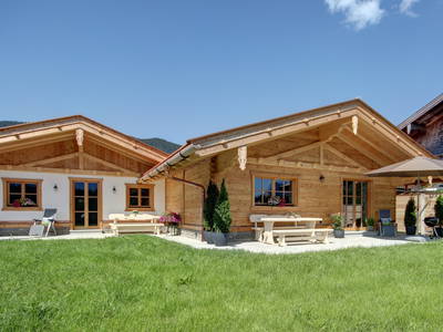 Bild 2 aus  Holznerhof