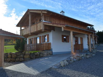 Bild 2 aus  Holzar Chalet