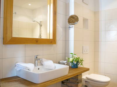 Bild 12 aus  Bauer Korl's Golchener Hof