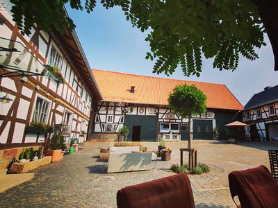 Bild 2 aus  Der Wassermannshof