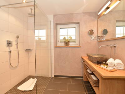 Bild 9 aus  ALPENHAUS Steiner