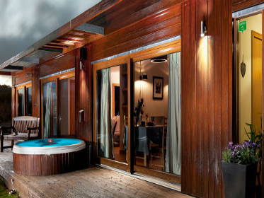 Bild 2 aus  The Hideaway Experience