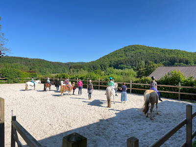 Reiten in der Abteilung auf unserem Panoramareitplatz