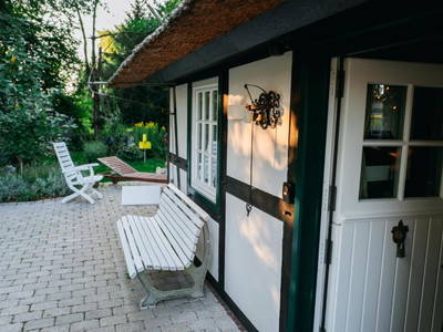 Bild 21 aus  Cottage mit Kamin und Garten