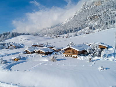 Narzenhof Chalets, Familien & Luxus Apartments am Bauernhof. St.Johann in Tirol