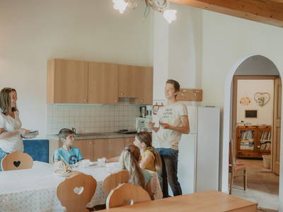 Fünf auf einen Streich, wir bleiben zusammen