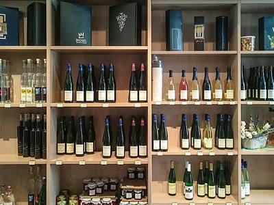 eine Auswahl unserer Vinothek