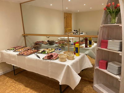 Bild 70 aus  Lindenhof