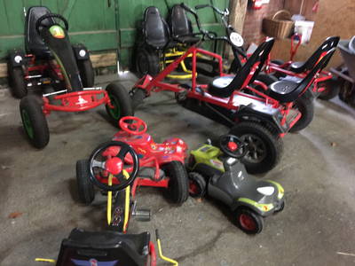 Ein Teil unseres Fuhrparks =)