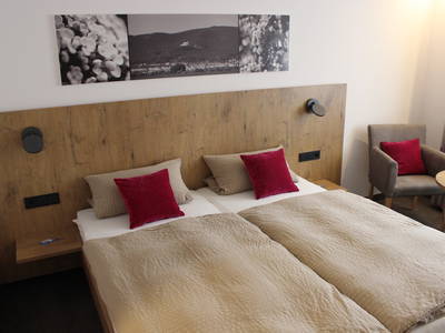 unsere neu renovierten Gästezimmer