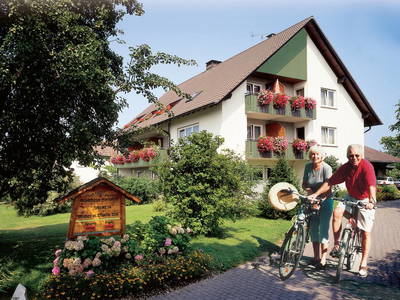 Bild 2 aus  Weinbau Wendelin Hornstein