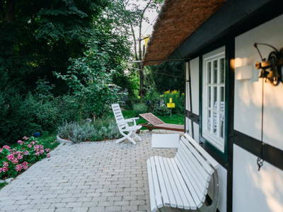 Bild 22 aus  Cottage mit Kamin und Garten