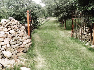 Viele Winkel zu entdecken im schönen Garten