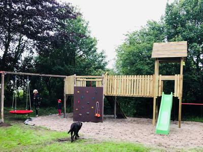 Bild 48 aus  Lindenhof