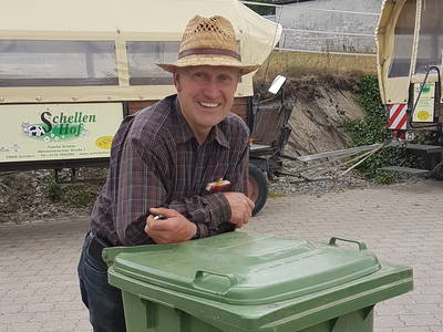 Bild 18 aus  Schellen Hof