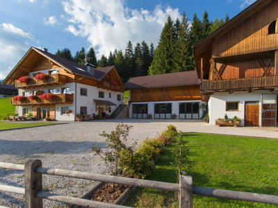 Bild 2 aus  Stoffnerhof