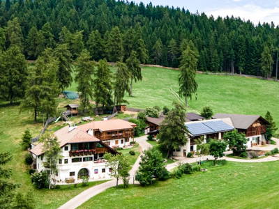 Bild 3 aus  Lärchhof