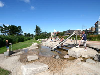 Bild 53 aus  Ferienhof Peter -  Ponys - streicheln, striegeln, füttern  -  Wattwanderungen + ganz viel Nordsee