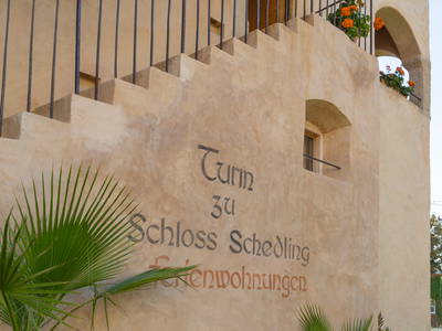 Bild 13 aus  Turm zu Schloss Schedling - Ferienwohnungen