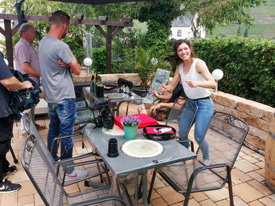 Filmdreh zur Wahl zur Deutschen Weinkönigin bei uns auf der Terrasse