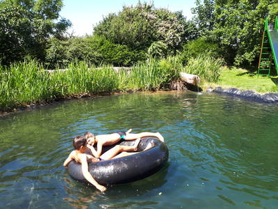 Der Treckerschlauch ist der beste Schwimmring