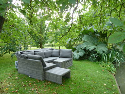 Bild 9 aus  Bio-Wildhof in Alleinlage mit  Boot