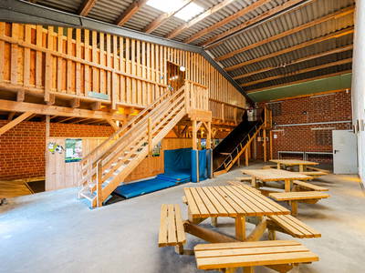 Bild 36 aus  Poenenhof