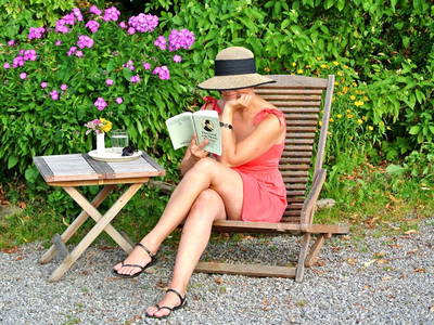 Mit einem Buch in der Hand einfach mal abschalten