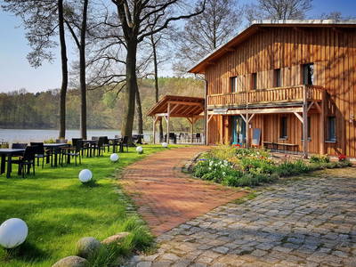 Giebelseite Eingang zum Gasthof