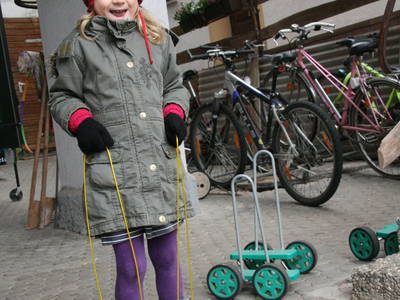 Unser großer überdachter Hof - super zum Spielen oder Grillen auch wenn´s mal regnet