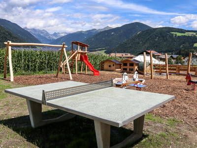 Bild 8 aus  Lerchnhof