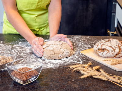Brot backen am Daxlberger Hof
