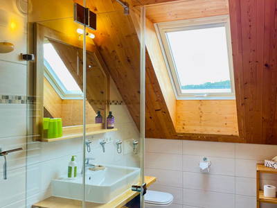 Bild 32 aus  Ferienhaus Winterbergblick, Sauna und Boulderraum im Haus, 2 EBikes im Verleih