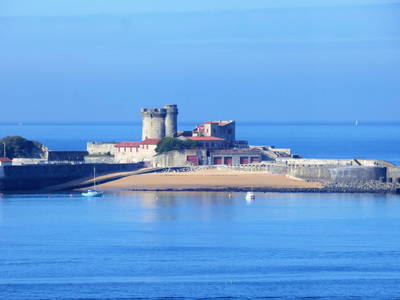 Fort Socoa in der Bucht von Saint Jean de Luz