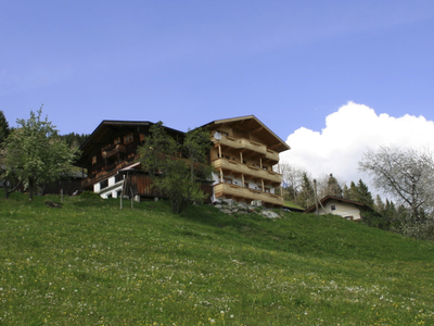 Bild 2 aus  Haus Burbach