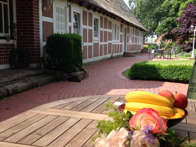 Bild 10 aus  Lütenshof