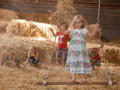 Stroh- und Spielscheune