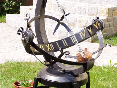 Bild 2 aus  Haus Sonnenuhr