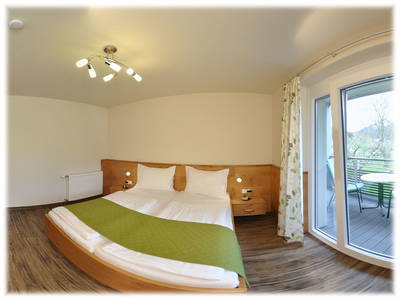 Bild 30 aus  Ferienwohnungen & Bungalows am Faaker See - Karglhof OG