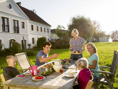 Bild 2 aus  Testhof UaB NÖ