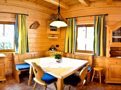 Bioblockhaus Esszimmer