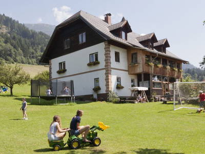 Bild 2 aus  Burgstallerhof