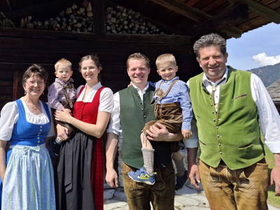 Bild 3 aus  Eschbachhütte