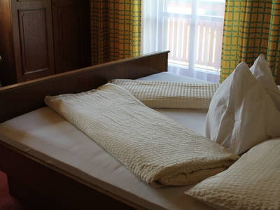 Bild 85 aus  Postl's Hirschbirnhof