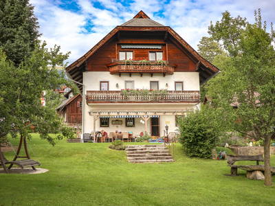 Bild 2 aus  Roschusterhof