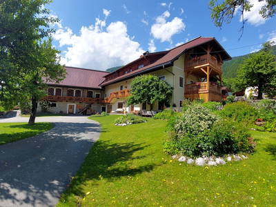 Bild 2 aus  Malerhof