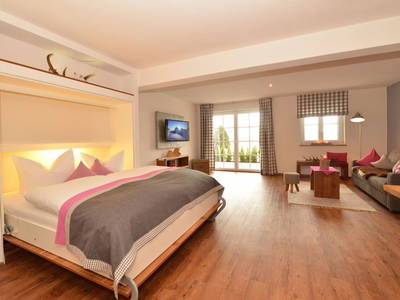 Bild 10 aus  ALPENHAUS Steiner