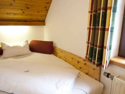 Bild 85 aus  Dorfergut